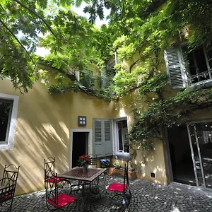  Frühstückspension Chambres D'hotes Le Petit Siam : Le Calme En Centre